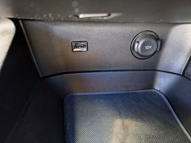 PEUGEOT 5008 2024