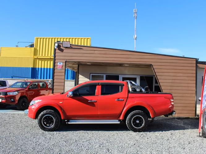 MITSUBISHI L