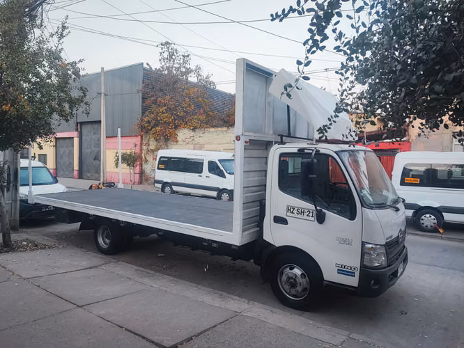 Camión hino