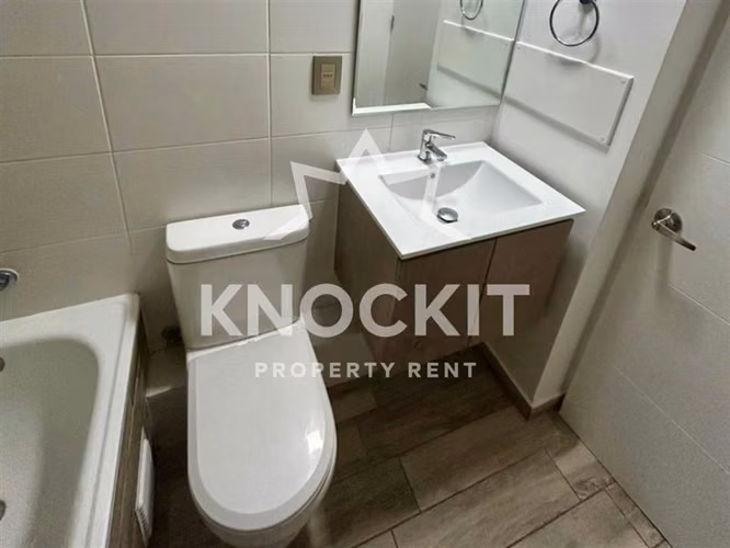 Arriendo Depto Semi Amoblado 1D1B Carmen Mena 838 San Miguel
