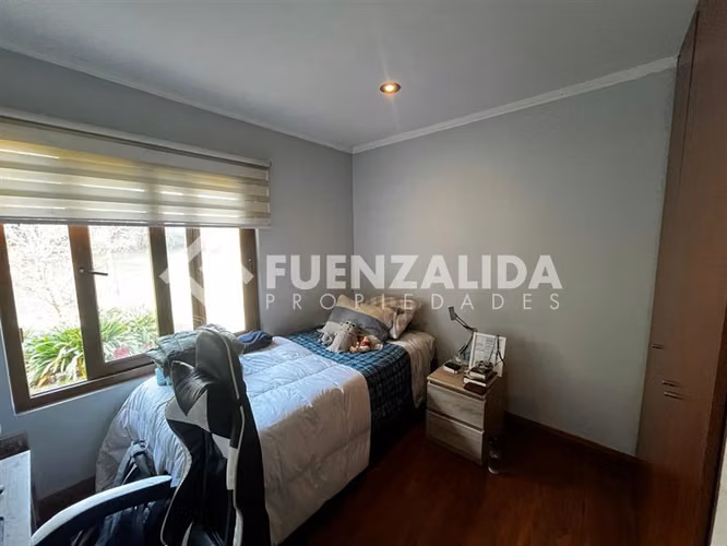 Casa Vendo 4D 3B piscina terraza Condominio en Talagante
