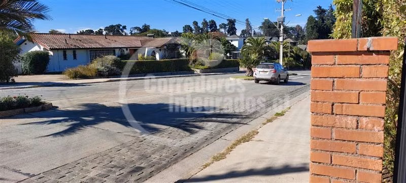 Casa en arriendo de 3 dormitorios en Santo Domingo