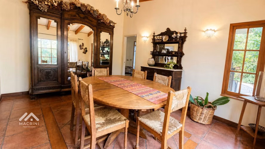 Espaciosa Casa en sector San Isidro – Ideal para Familia Numerosa - Imagen 7
