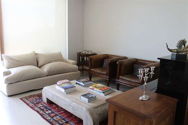 Gran casa en segurisimo condominio - Imagen 4