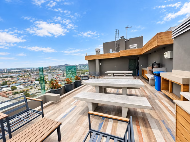 Arriendo. Hermoso Departamento Nuevo Semi Amoblado !!