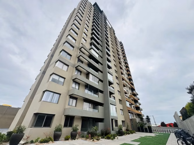 Arriendo. Hermoso Departamento Nuevo Semi Amoblado !!
