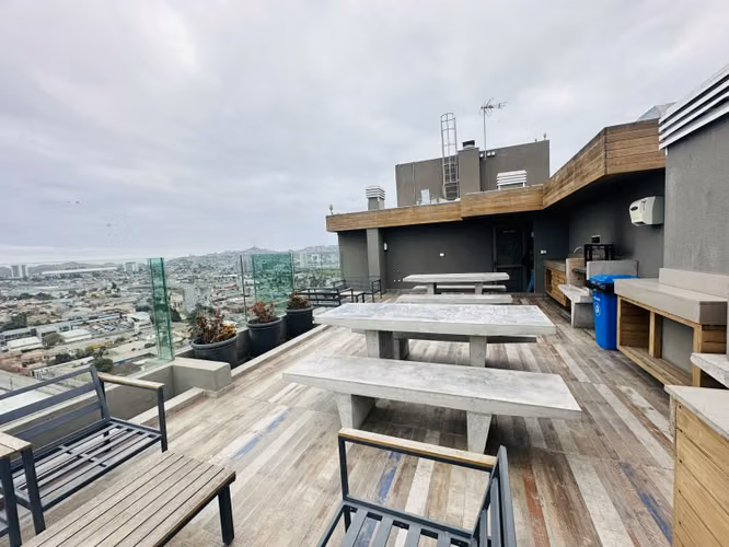 Arriendo. Hermoso Departamento Nuevo Semi Amoblado !!
