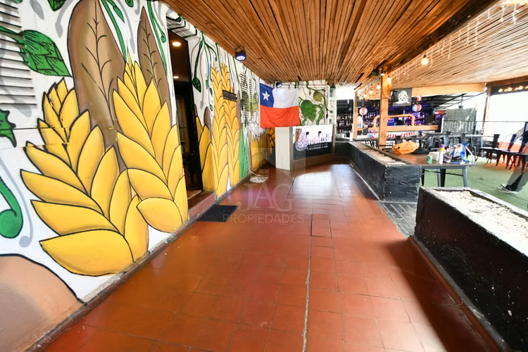 LOCAL EN VENTA FRENTE A PLAZA ARTURO PRAT - Imagen 7