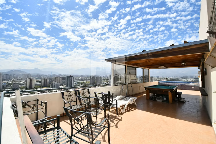 PENTHOUSE DÚPLEX 3D3B TERRAZAS VISTAS 460 MTS METRO LLANO