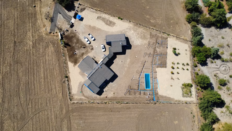 GRAN CASA EN EL EXCLUSIVO CONDOMINIO LAS BRISAS DE CHICUREO
