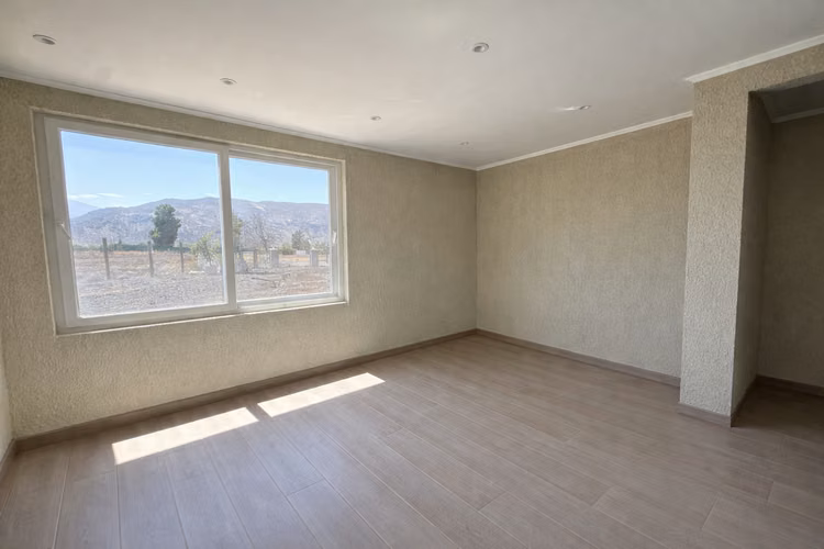 GRAN CASA EN EL EXCLUSIVO CONDOMINIO LAS BRISAS DE CHICUREO