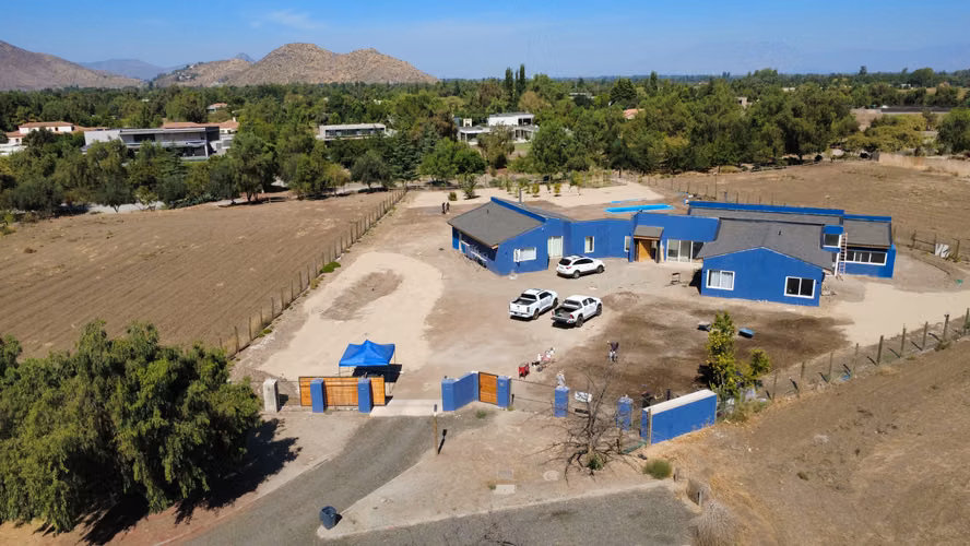 GRAN CASA EN EL EXCLUSIVO CONDOMINIO LAS BRISAS DE CHICUREO