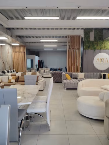 LOCAL COMERCIAL 142 M2 LOS LIBERTADORES  (174374)