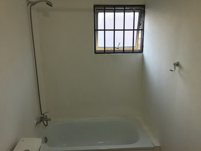 Vendo casa Villa don Ambrosio, dos dormitorios, un baño, estacionamiento. Estufa a pellet y Aire acondicionado.
