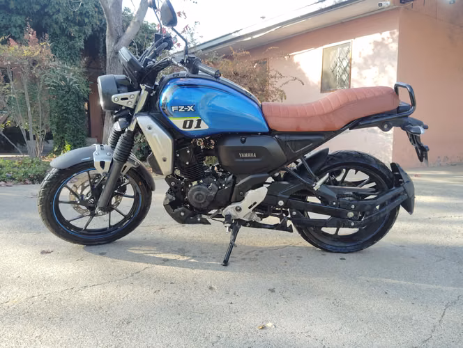 Yamaha FZX 2024