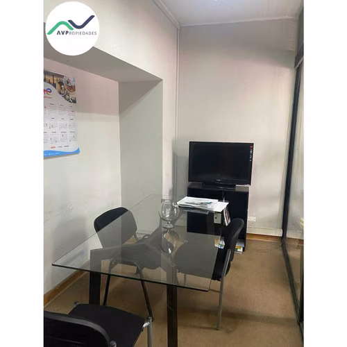 ARRIENDO AMPLIA CASA OFICINA EN BARRIO ITALIA (174396)