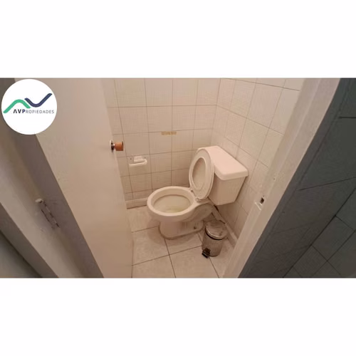 ARRIENDO AMPLIA CASA OFICINA EN BARRIO ITALIA (174396)