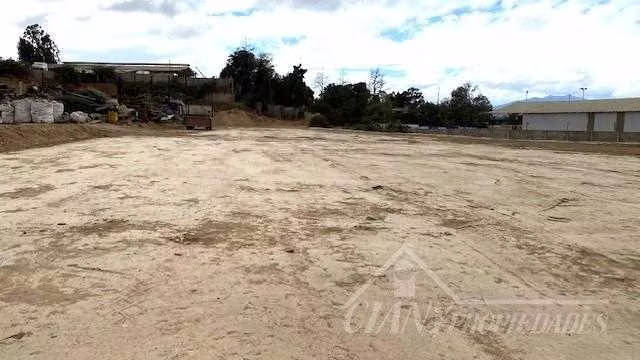 Terreno Amplio para Tu Proyecto Ideal (174397)