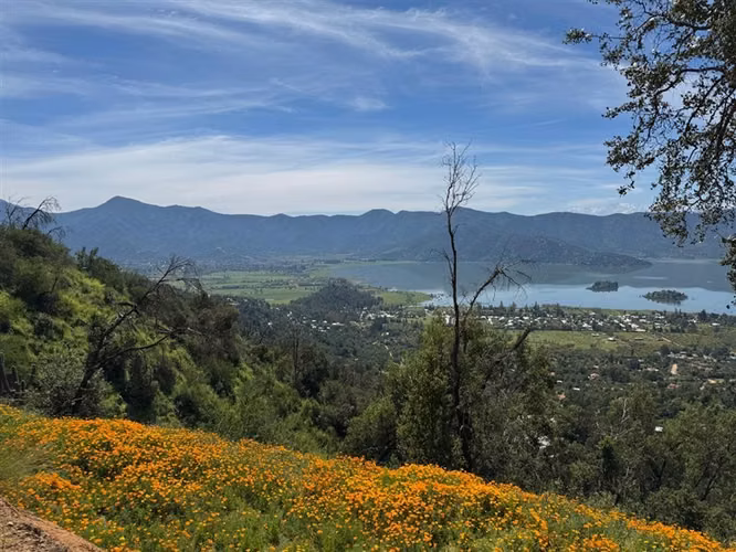 PARCELA CON MARAVILLOSA VISTA LAGUNA ACULEO EN CONDOMINIO