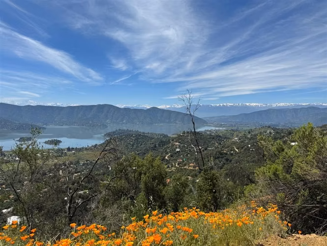 PARCELA CON MARAVILLOSA VISTA LAGUNA ACULEO EN CONDOMINIO