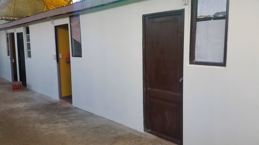 ARRIENDO PIEZAS A PERSONA SOLA SECTOR CENTRAL