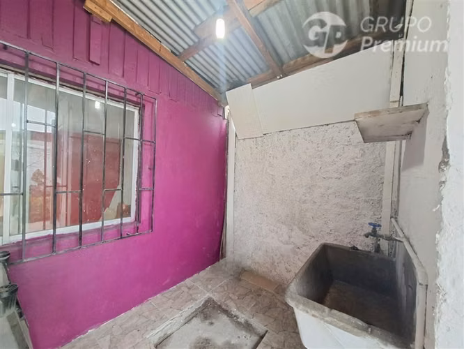 Casa en venta de 3D 2B 1E patio amplio El Bosque
