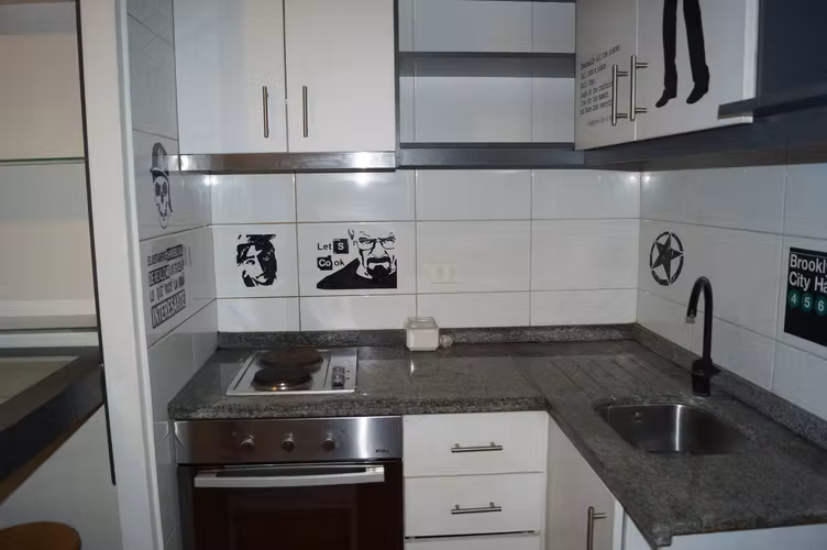 Arriendo acogedor depto 1 dormitorio suite Metro Sta Lucia Santiago - Imagen 5