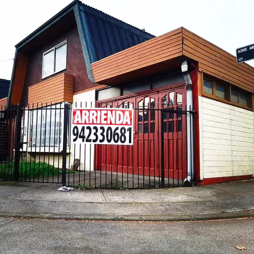arriendo o venta de casa ampliada en villa españa