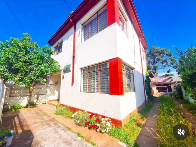 arriendo excelente ubicacion a 2 cuadras de la plaza
