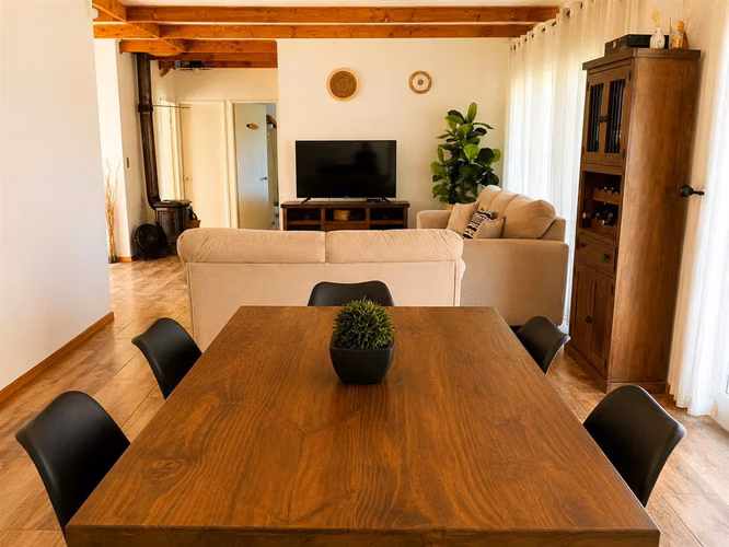 PARCELA Parcela con dos casas en Condominio Santa Isabel excelente conectividad