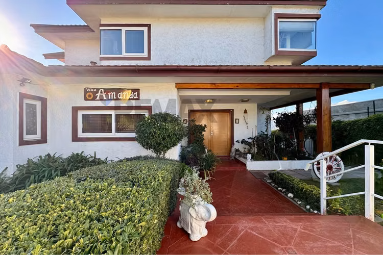 Exclusiva casa en venta, concón