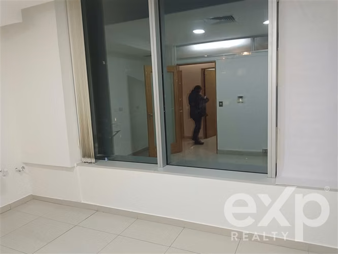 Arriendo Oficina 2 privados Avenida Libertad, Viña del Mar