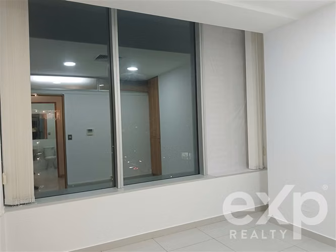 Arriendo Oficina 2 privados Avenida Libertad, Viña del Mar