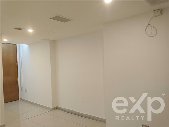 Arriendo Oficina 2 privados Avenida Libertad, Viña del Mar