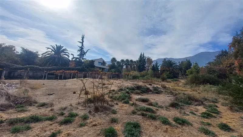 Sitio en venta en calle Bailahuén norte, La Florida