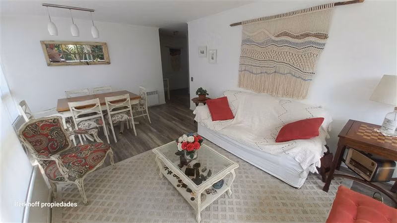 Dpto, 3 dorm. 2 baños, 2 estac. y bodega, en Lo Barnechea