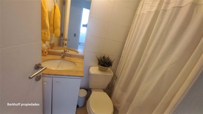 Dpto, 3 dorm. 2 baños, 2 estac. y bodega, en Lo Barnechea - Imagen 13
