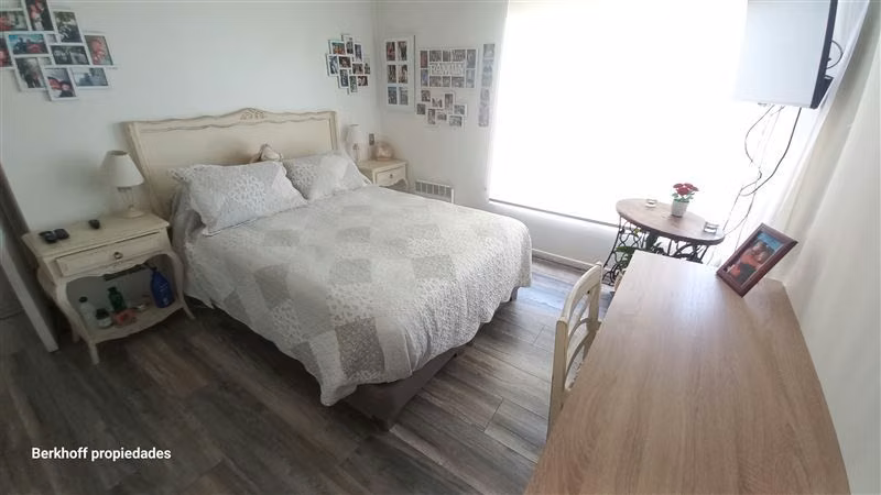 Dpto, 3 dorm. 2 baños, 2 estac. y bodega, en Lo Barnechea