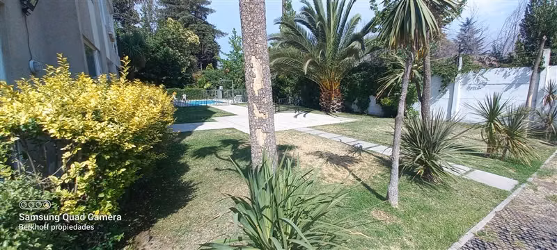 Dpto, 3 dorm. 2 baños, 2 estac. y bodega, en Lo Barnechea