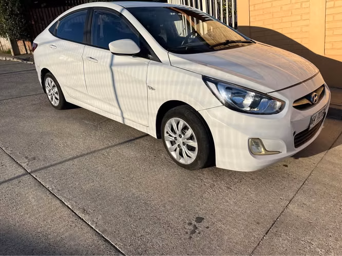 2019 Hyundai Accent 1.4 GL 4X2 AC 2AB ABS MT 4P