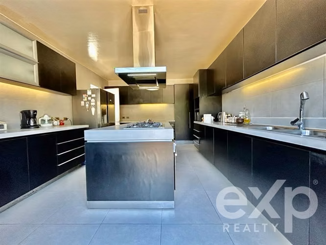 Arriendo parcela Amoblada Pirque 6000m2 350m2 casa