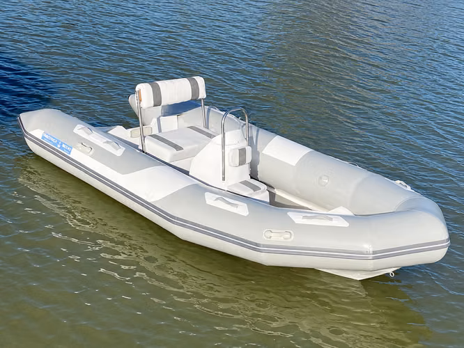 Bote Semirrígido 450