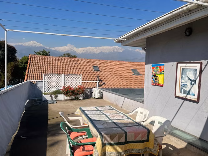 VENTA AMPLIA CASA 5DO  4BA SALA DE ESTAR GRANDE LAS CONDES