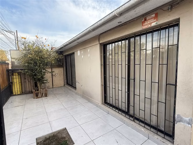 Casa en venta de 3 dorm. en Maipú