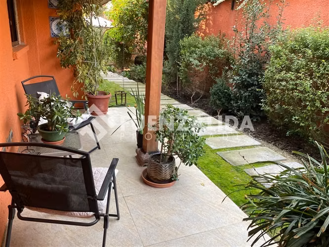 Amplia casa en La Reina,6D,Piscina,Jardin y Gimnasio - Imagen 25