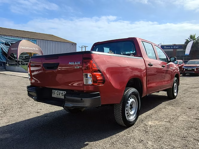 TOYOTA HILUX 2021 - Imagen 7