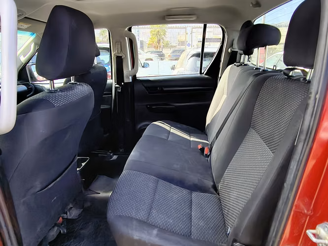 TOYOTA HILUX 2021 - Imagen 15