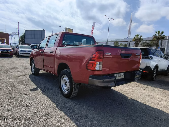 TOYOTA HILUX 2021 - Imagen 5