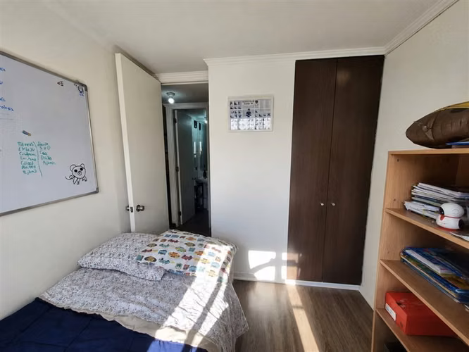 Departamento en venta de 3 dorm. con est. y bod. en Recoleta