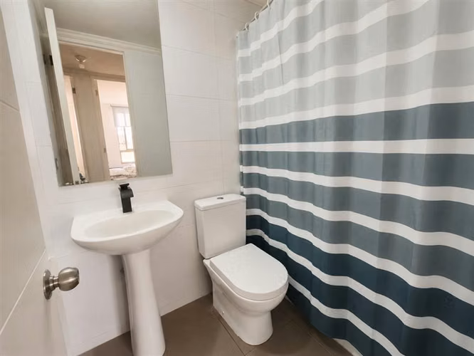 Departamento en venta de 3 dorm. con est. y bod. en Recoleta